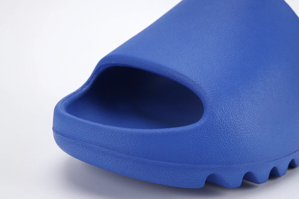 Yeezy Slide "AZURE" ID4133 MATTE